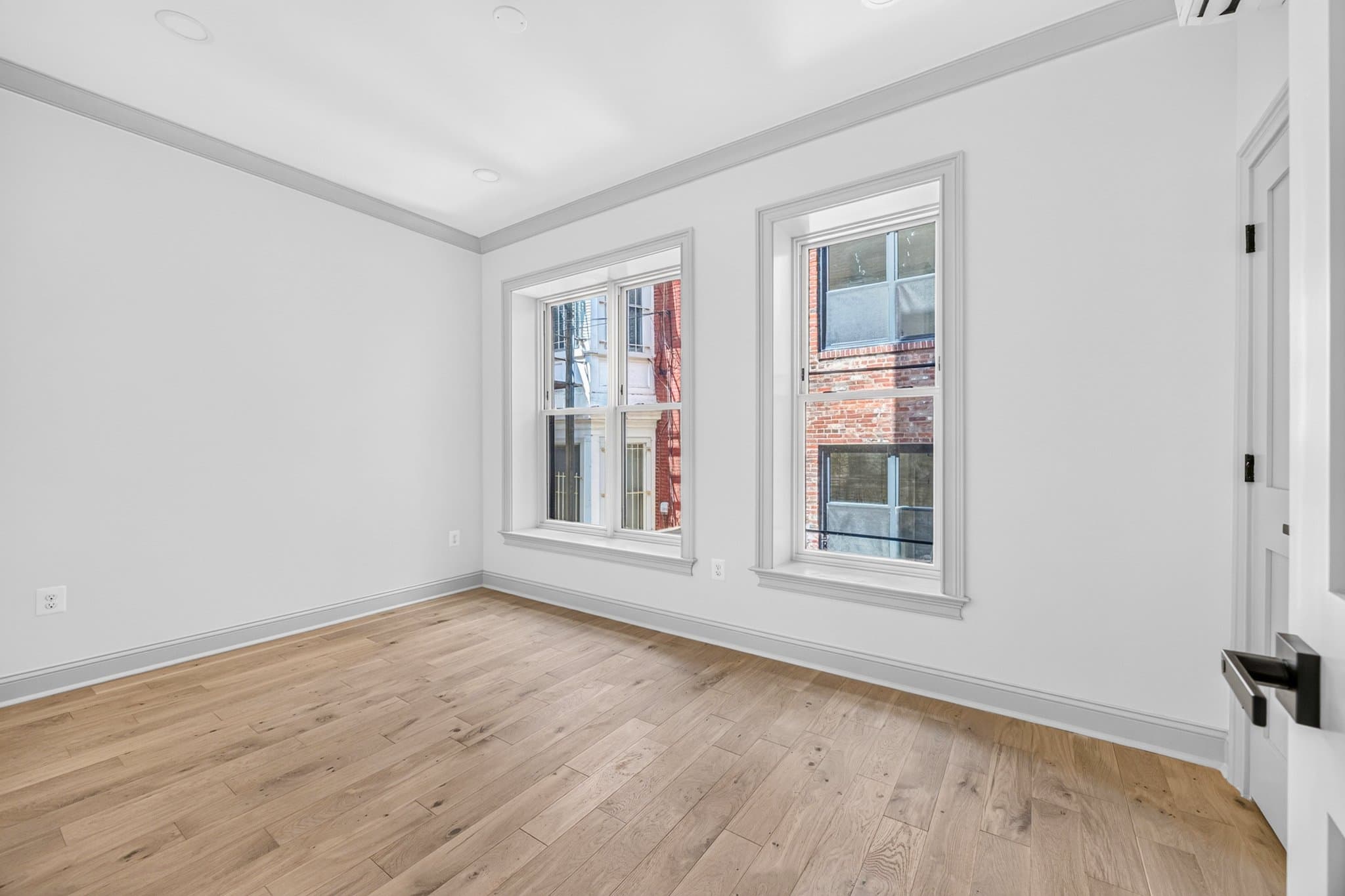 Washington Apartment: 311 East Capitol St. SE