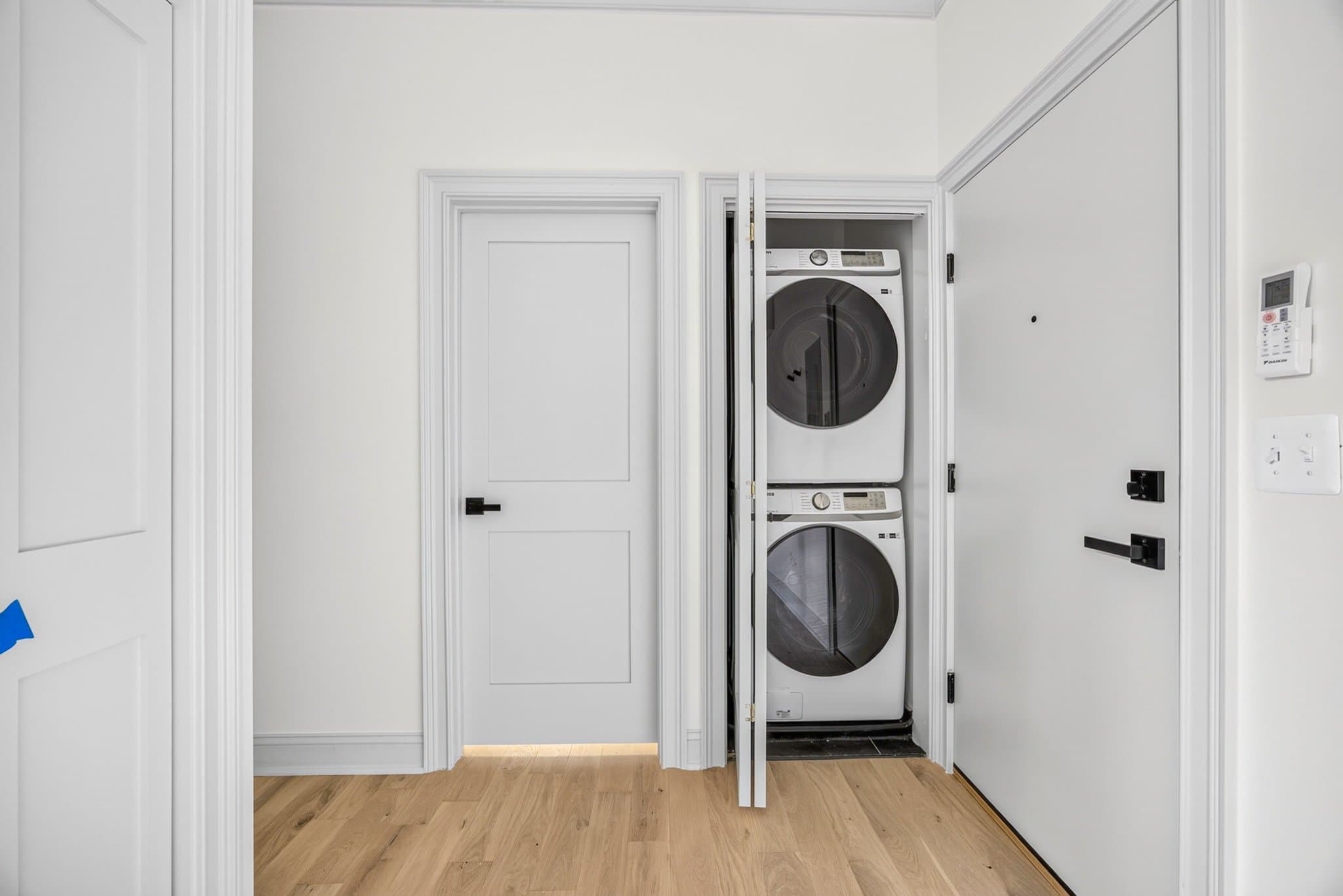 Washington Apartment: 311 East Capitol St. SE