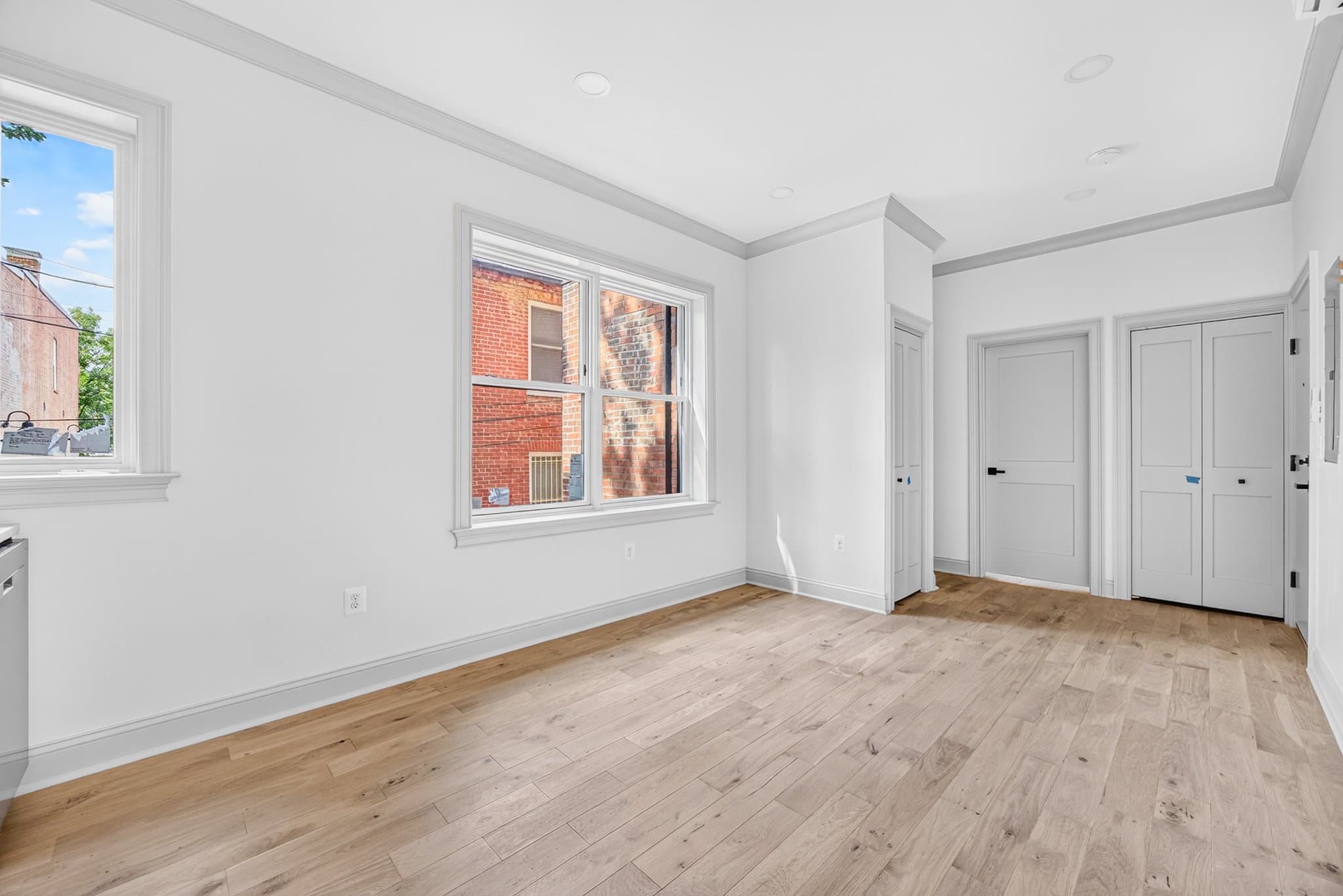 Washington Apartment: 311 East Capitol St. SE