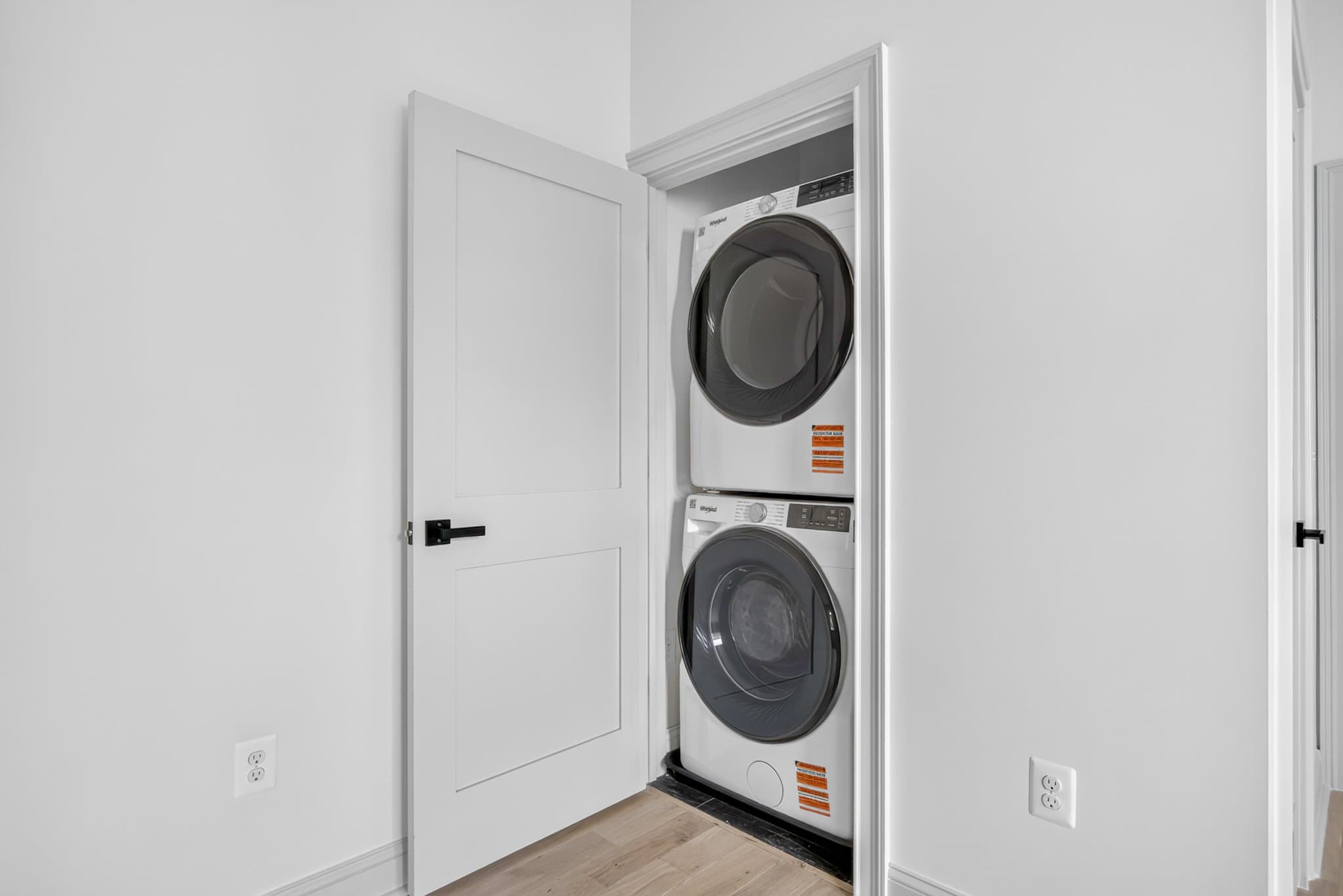 Washington Apartment: 311 East Capitol St. SE