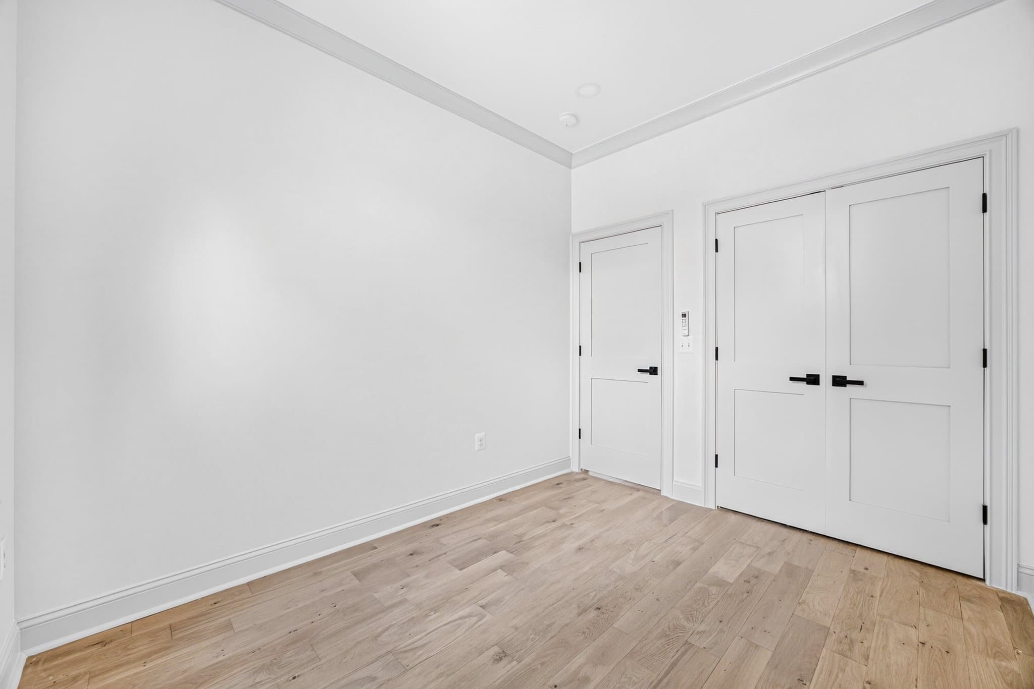Washington Apartment: 311 East Capitol St. SE