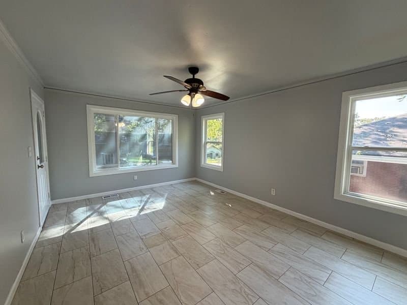 Atlanta House: 2157 Nelms Dr SW