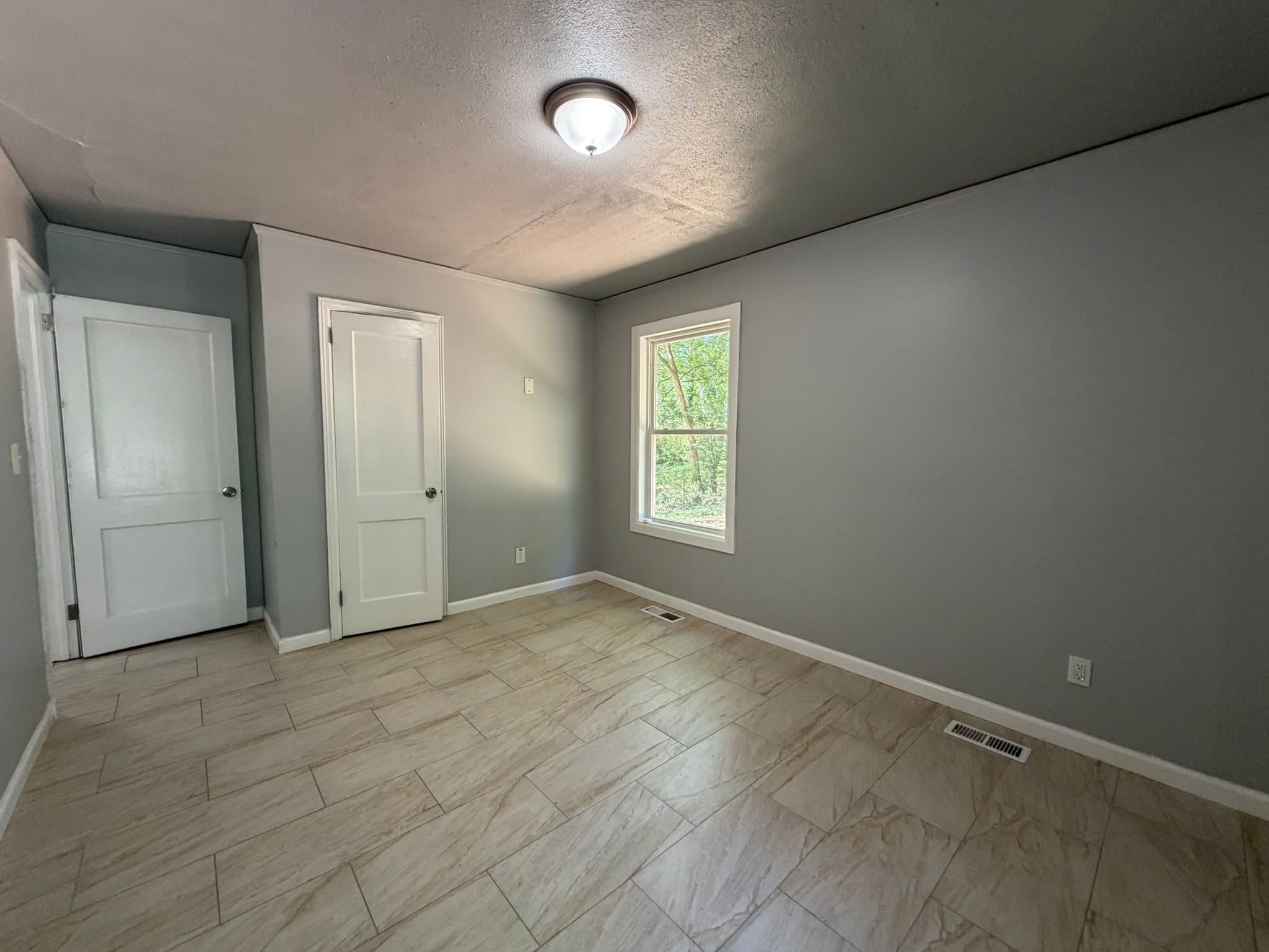 Atlanta House: 2157 Nelms Dr SW