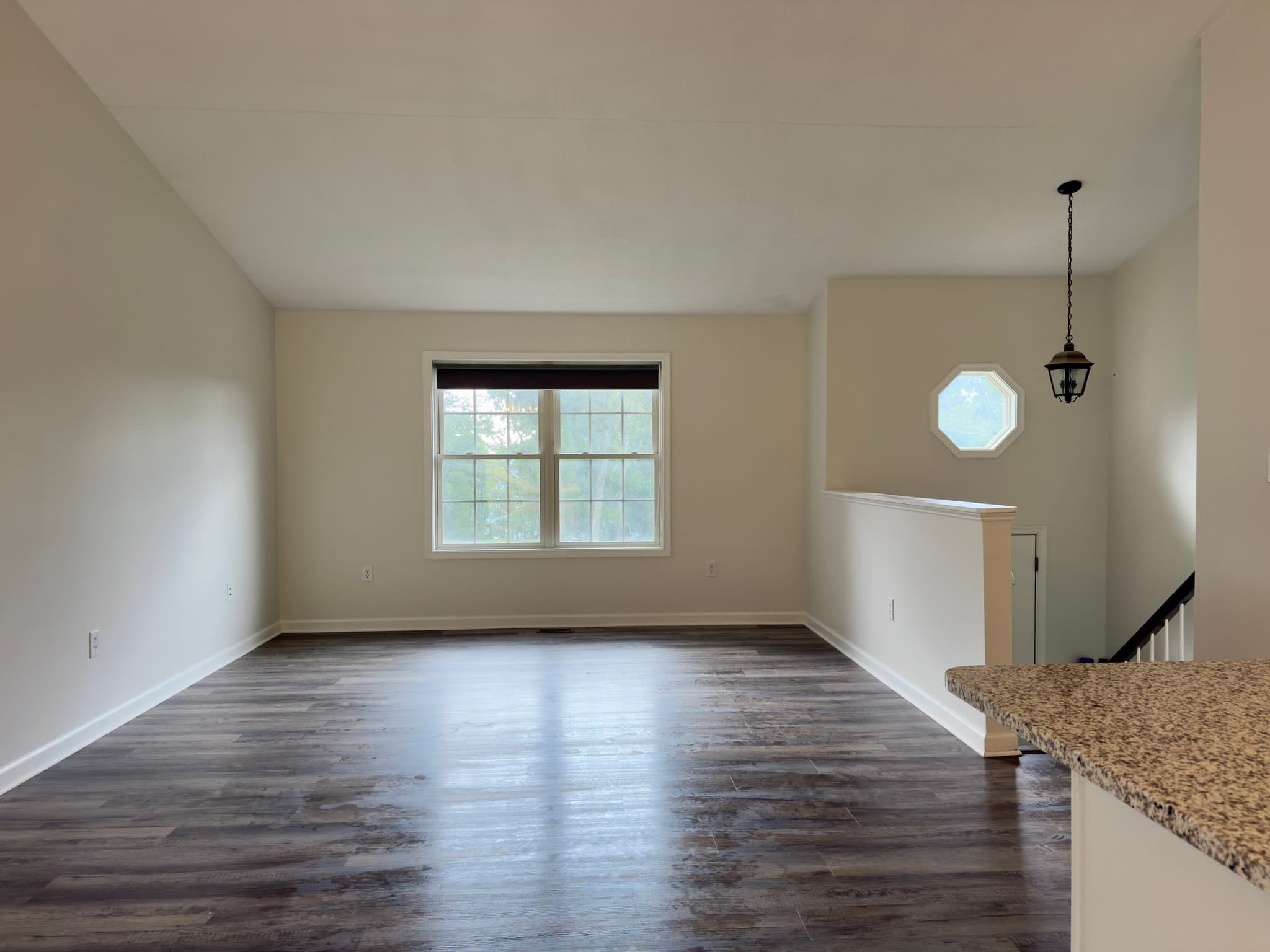 Winchester House: 104 Willow Trl