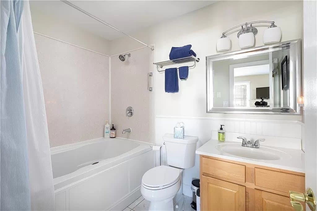 NEWPORT Single Room: 46 MALBONE RD