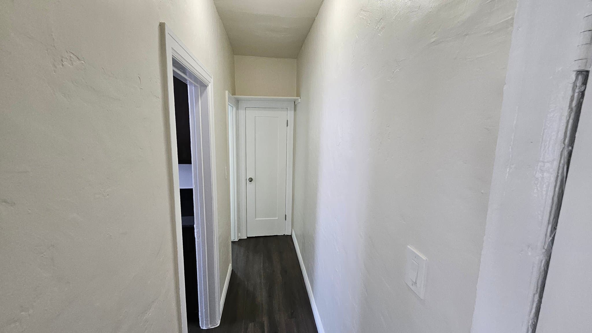Los Angeles Apartment: 1216 W Court St
