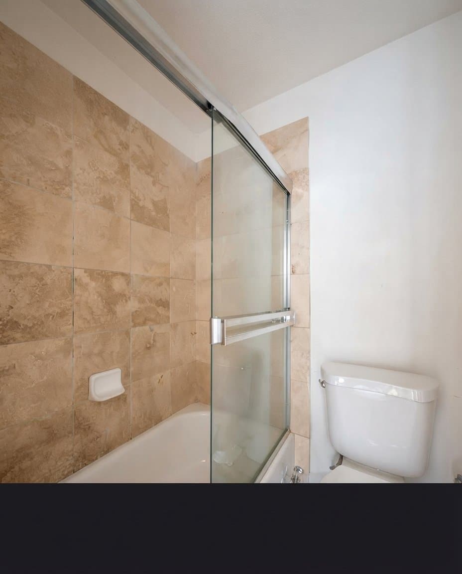 San Diego Condo: 3246 Ashford St