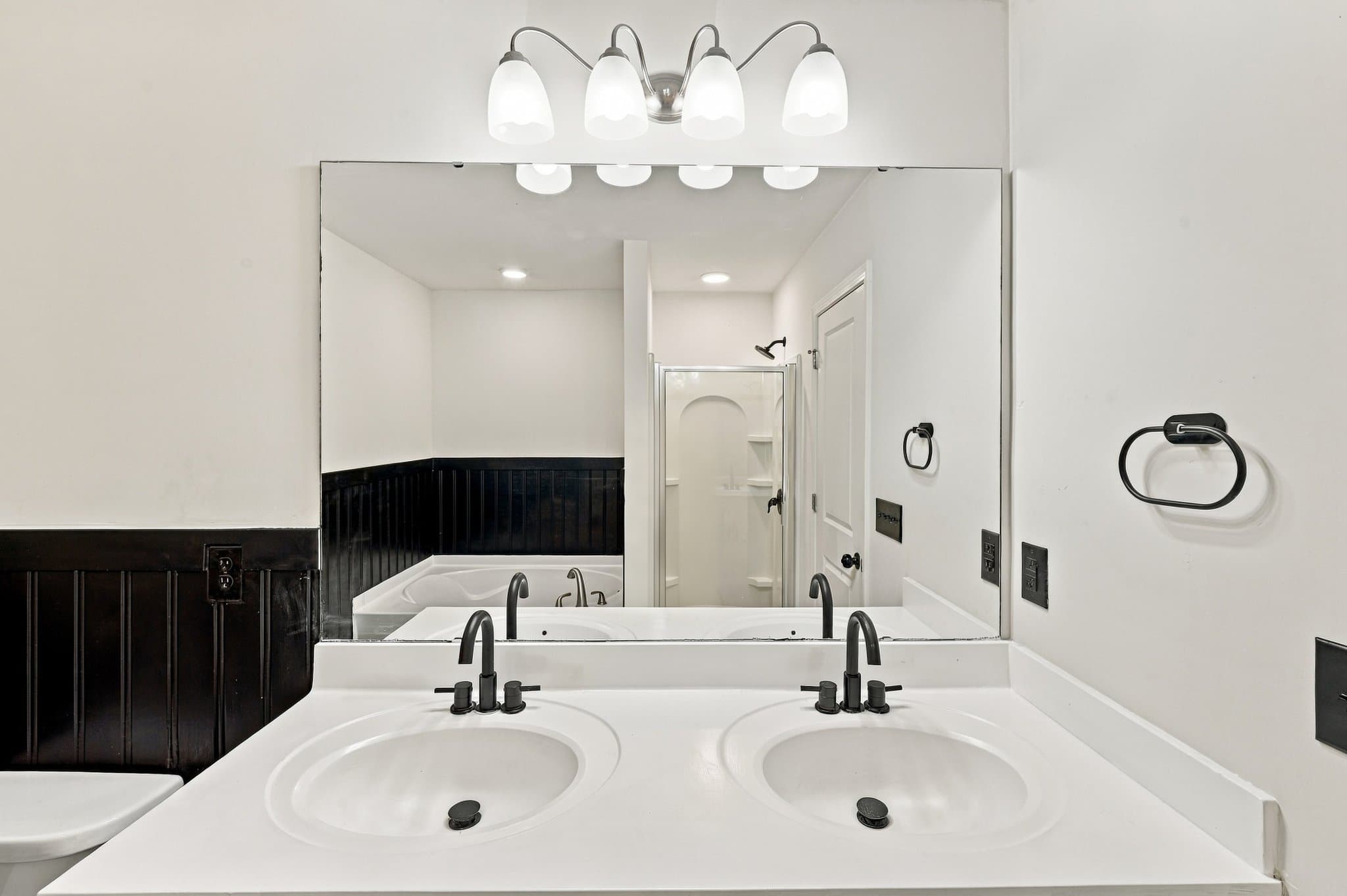 Garner House: 129 Zulabelle Ct