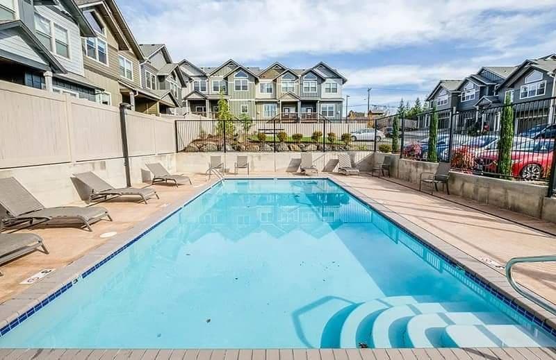 Damascus Townhome: 16177 SE Pyrite St
