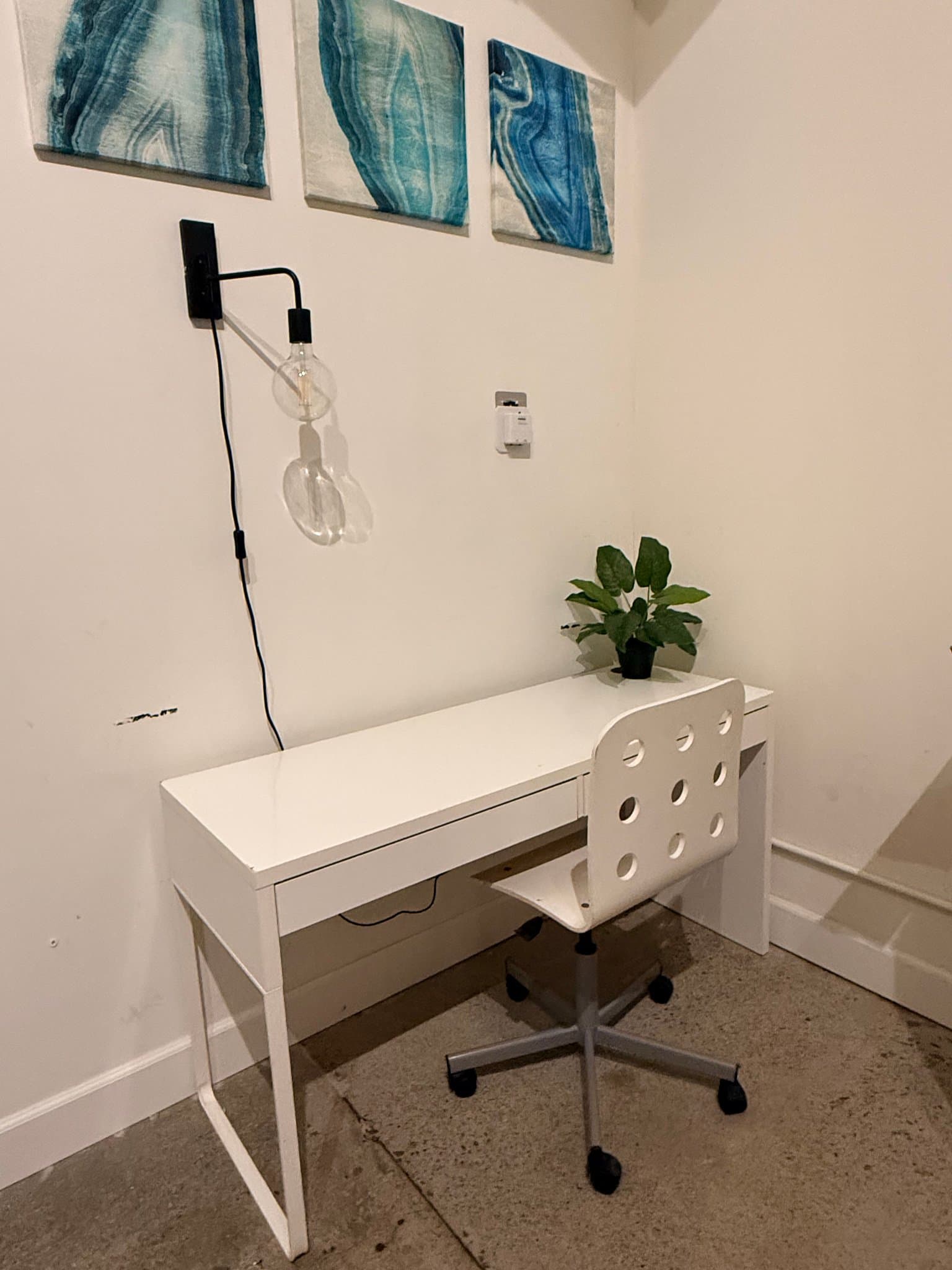 Emeryville Condo: 1175 59th St