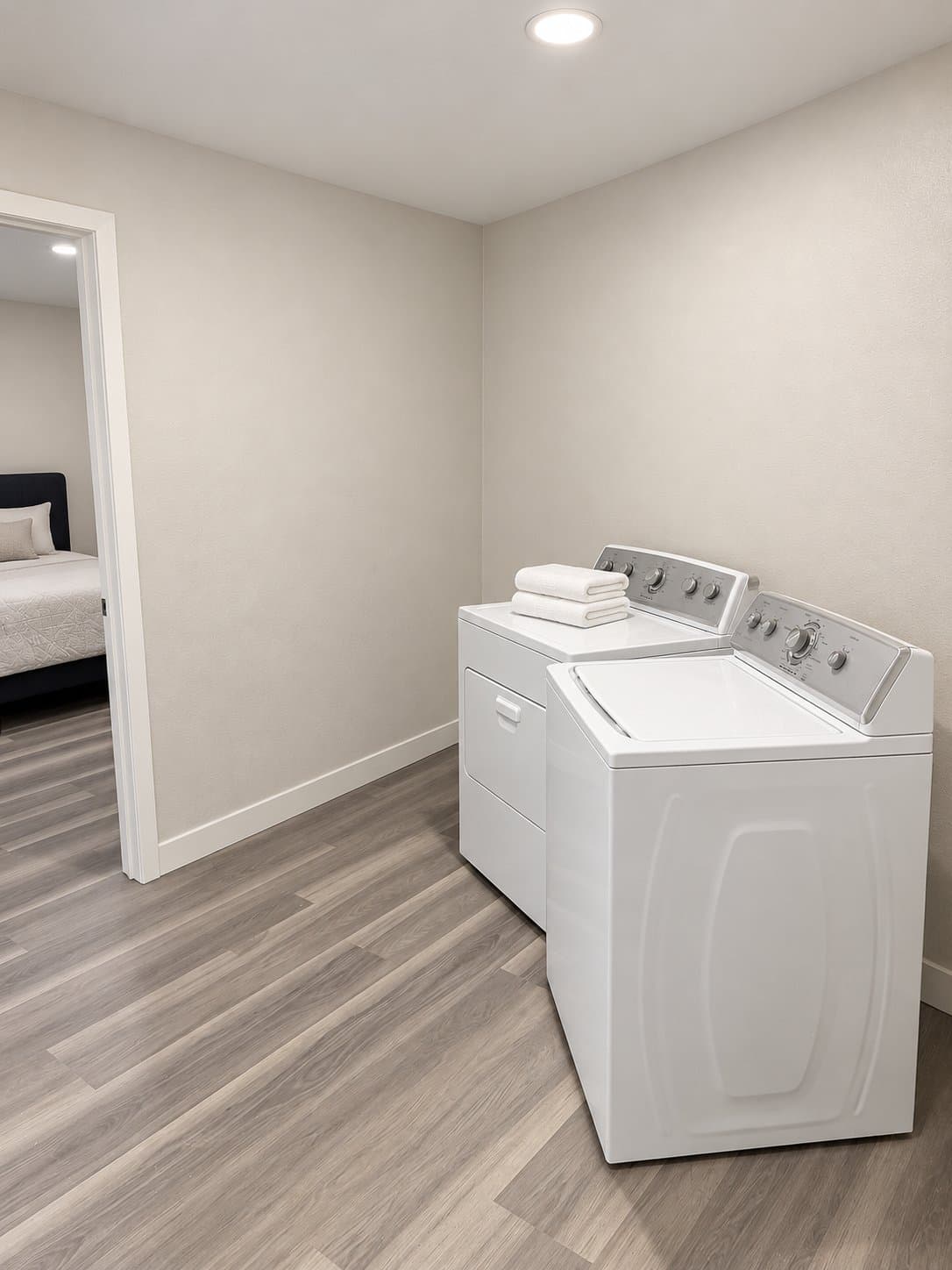 No Single Room: 701 Rossmoyne Ave