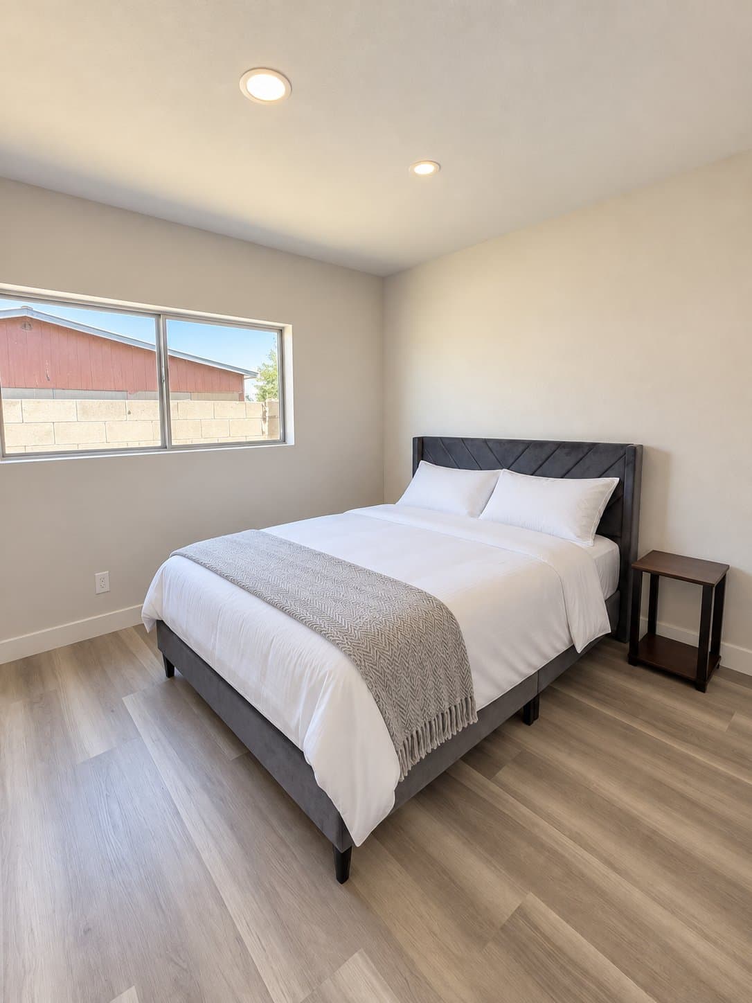 No Single Room: 701 Rossmoyne Ave