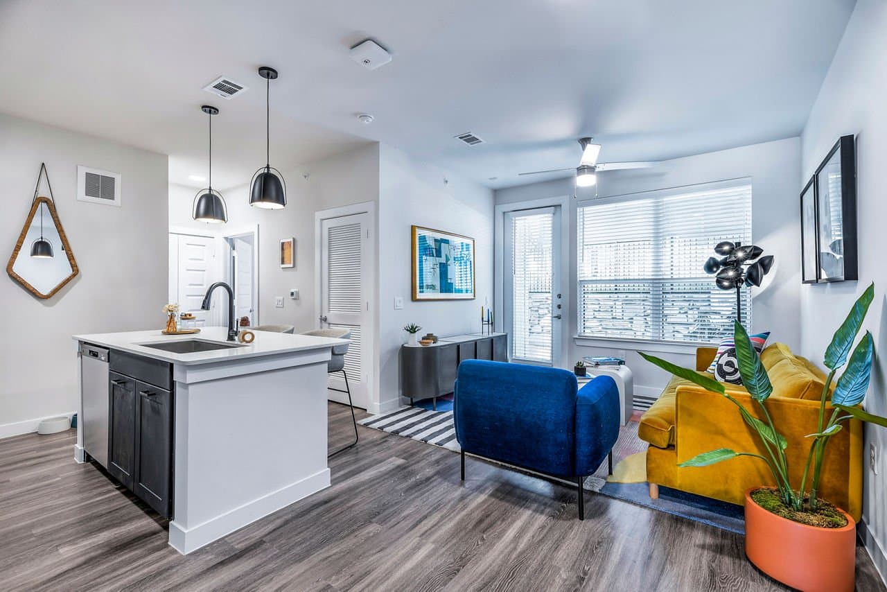 Austin Apartment: 7331 Manchaca rd