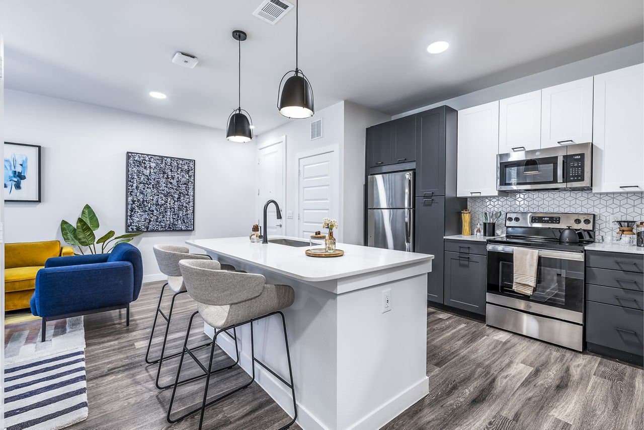 Austin Apartment: 7331 Manchaca rd