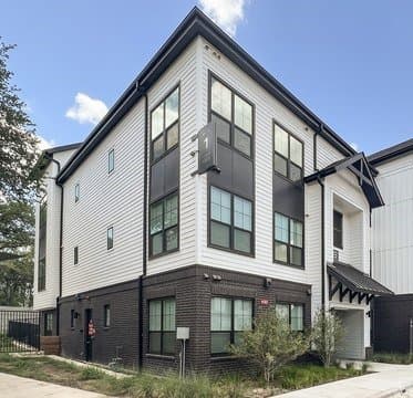 Austin Apartment: 7331 Manchaca rd