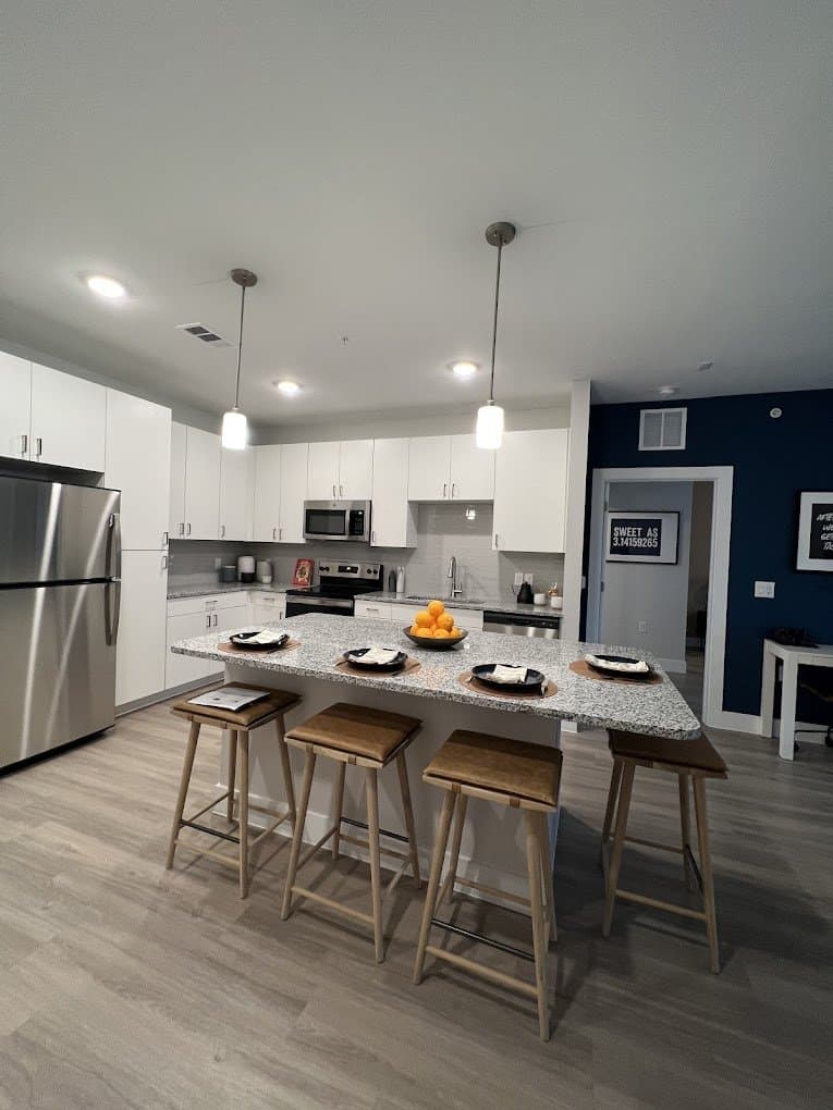 Austin Apartment: 8200 s congress ave
