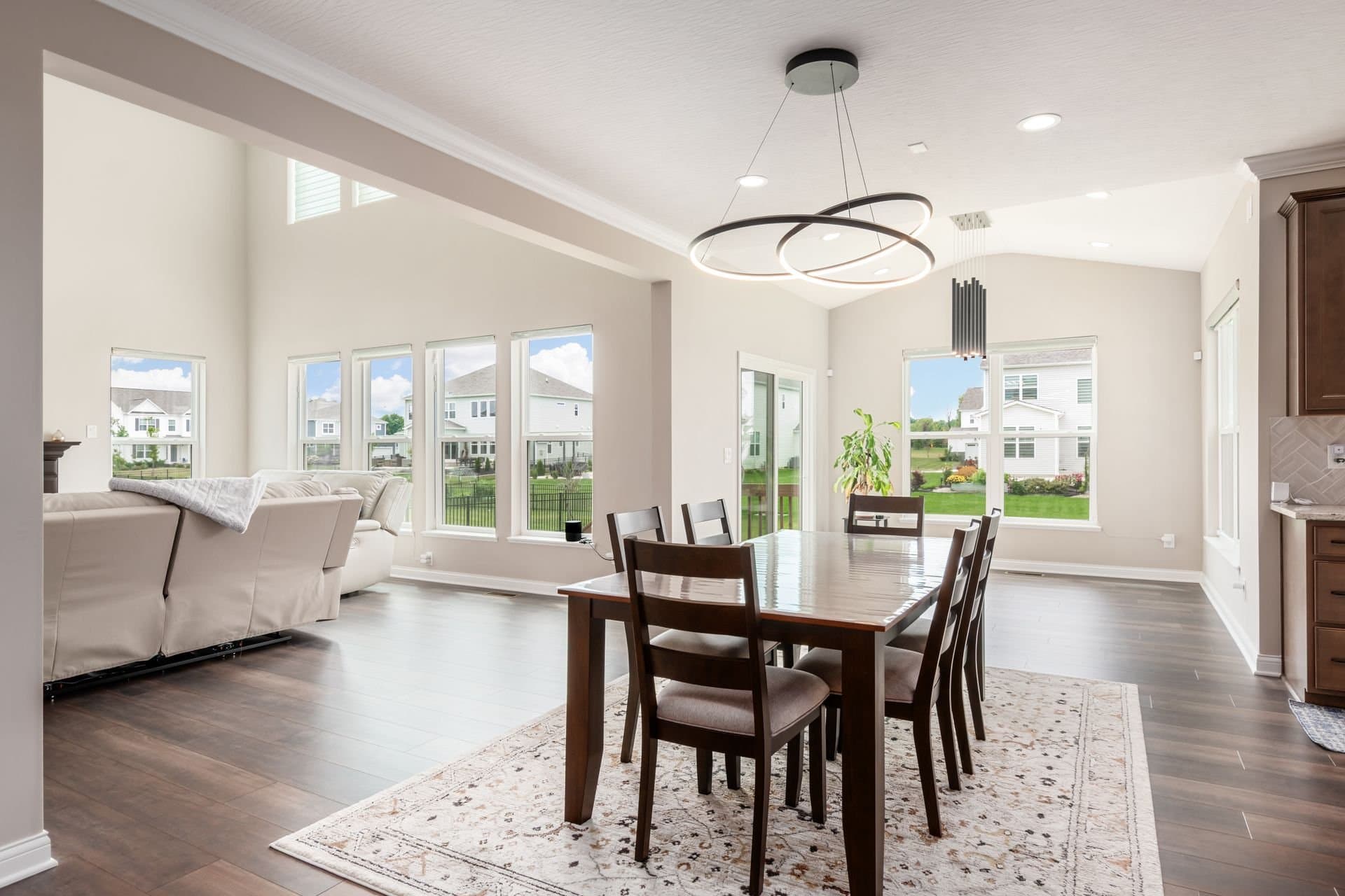Delaware House: 3387 Logsdon Loop