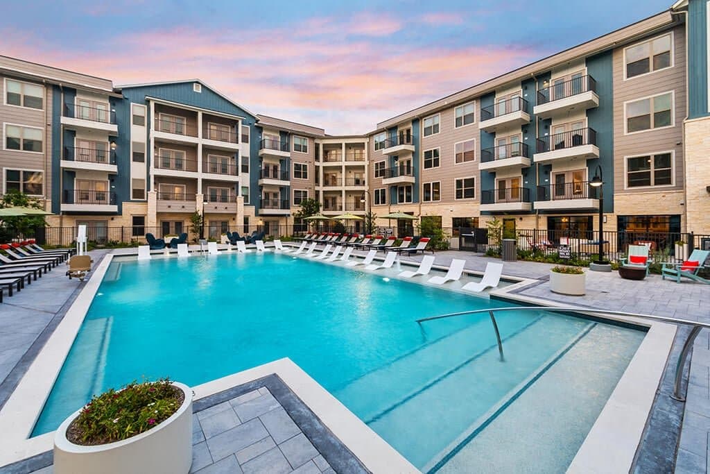 Austin Apartment: 211 Ralph Ablanedo dr