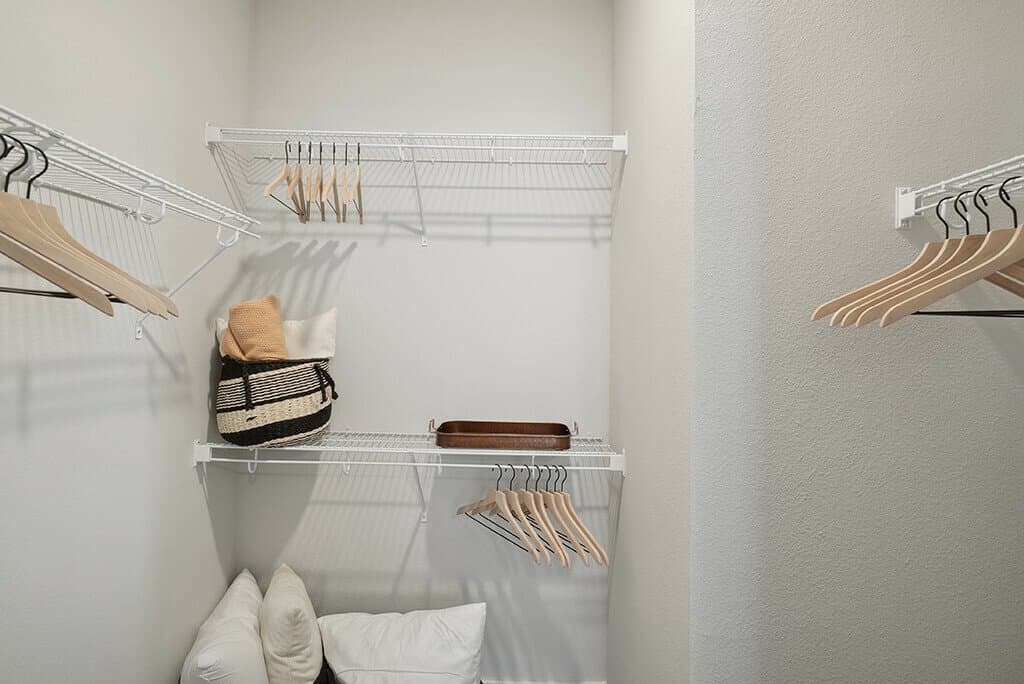 Austin Apartment: 211 Ralph Ablanedo dr