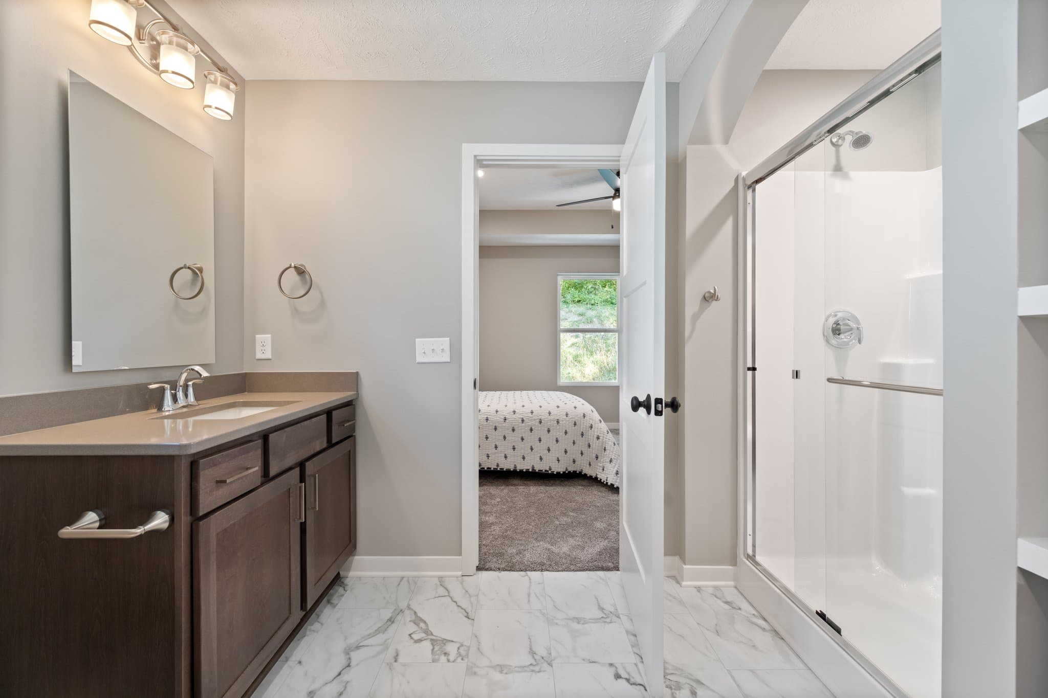 COUNCIL BLUFFS Townhome: 409 Park Avenue