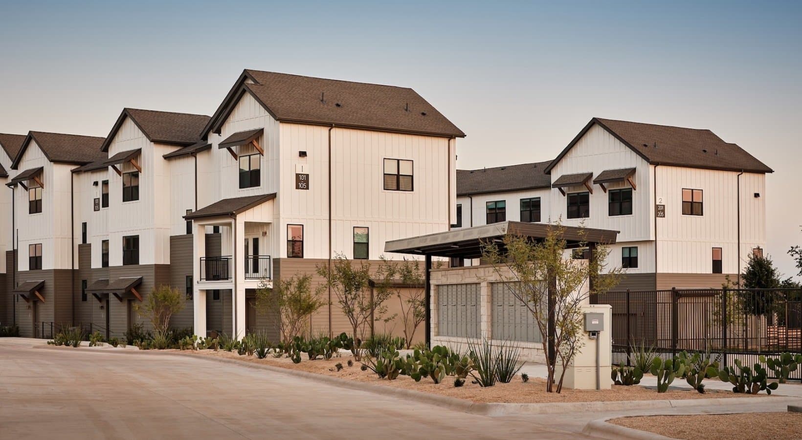 Austin Apartment: 9601 Ledgestone Terrace