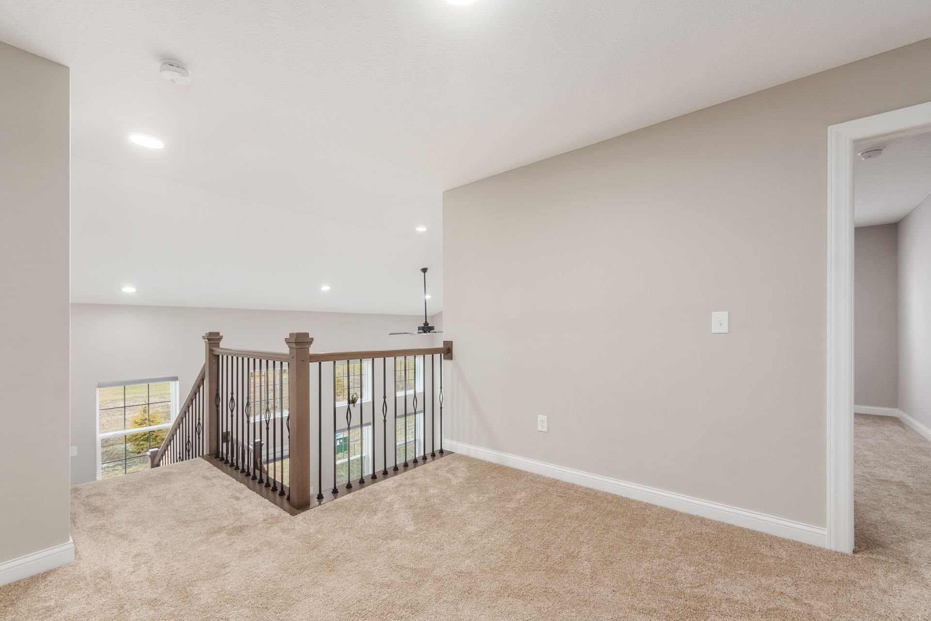 Sunbury House: 727 Habitat Way