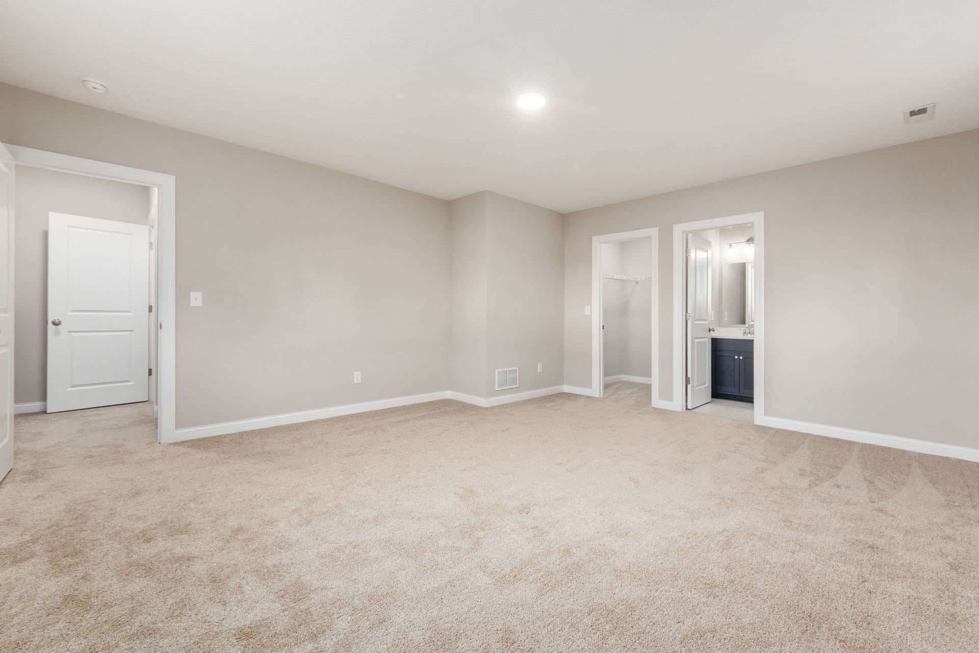 Sunbury House: 727 Habitat Way