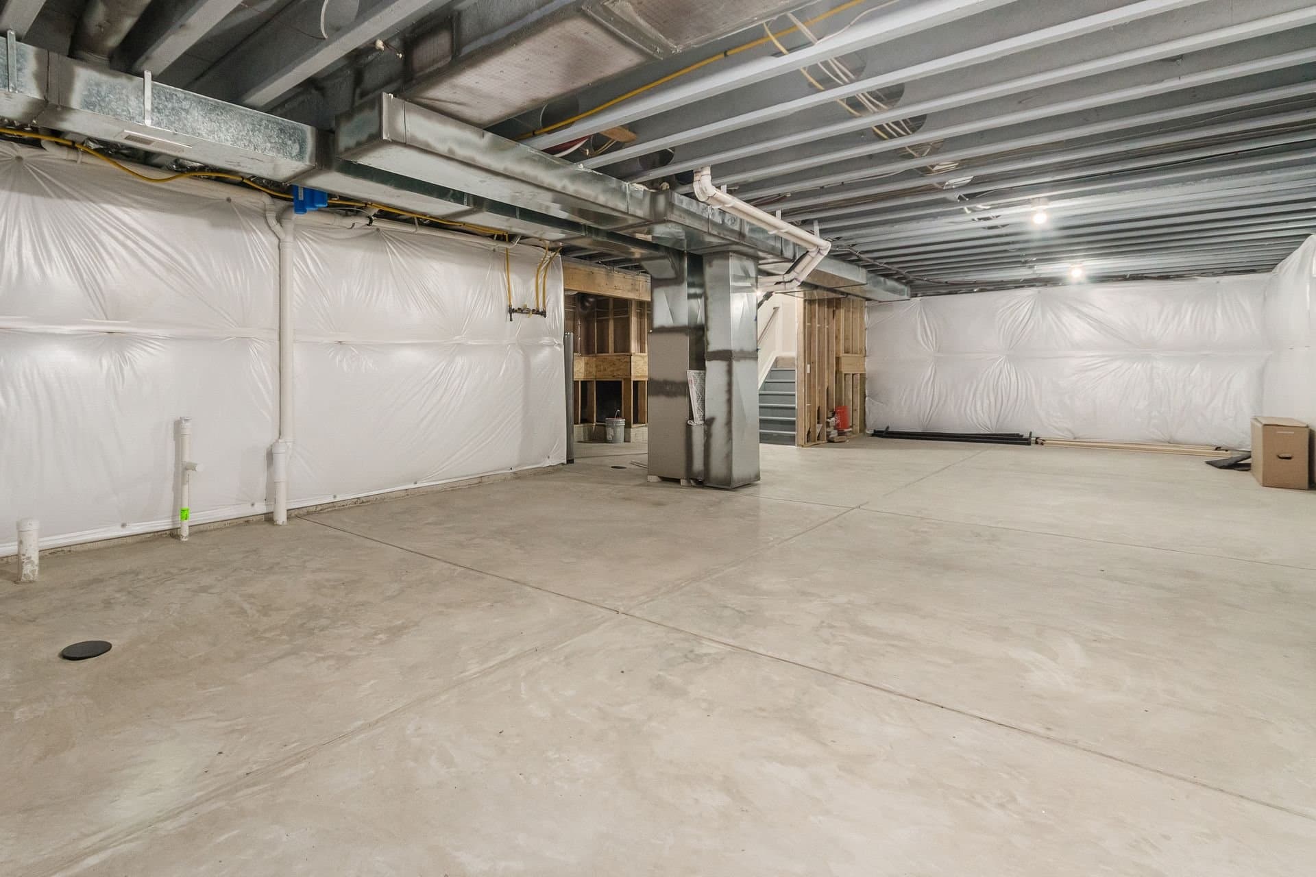 Sunbury House: 727 Habitat Way