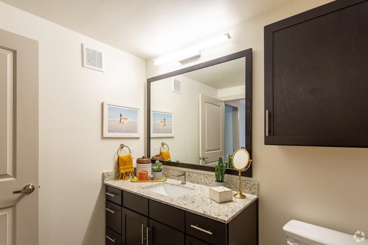 Austin Apartment: 135 Foremost dr