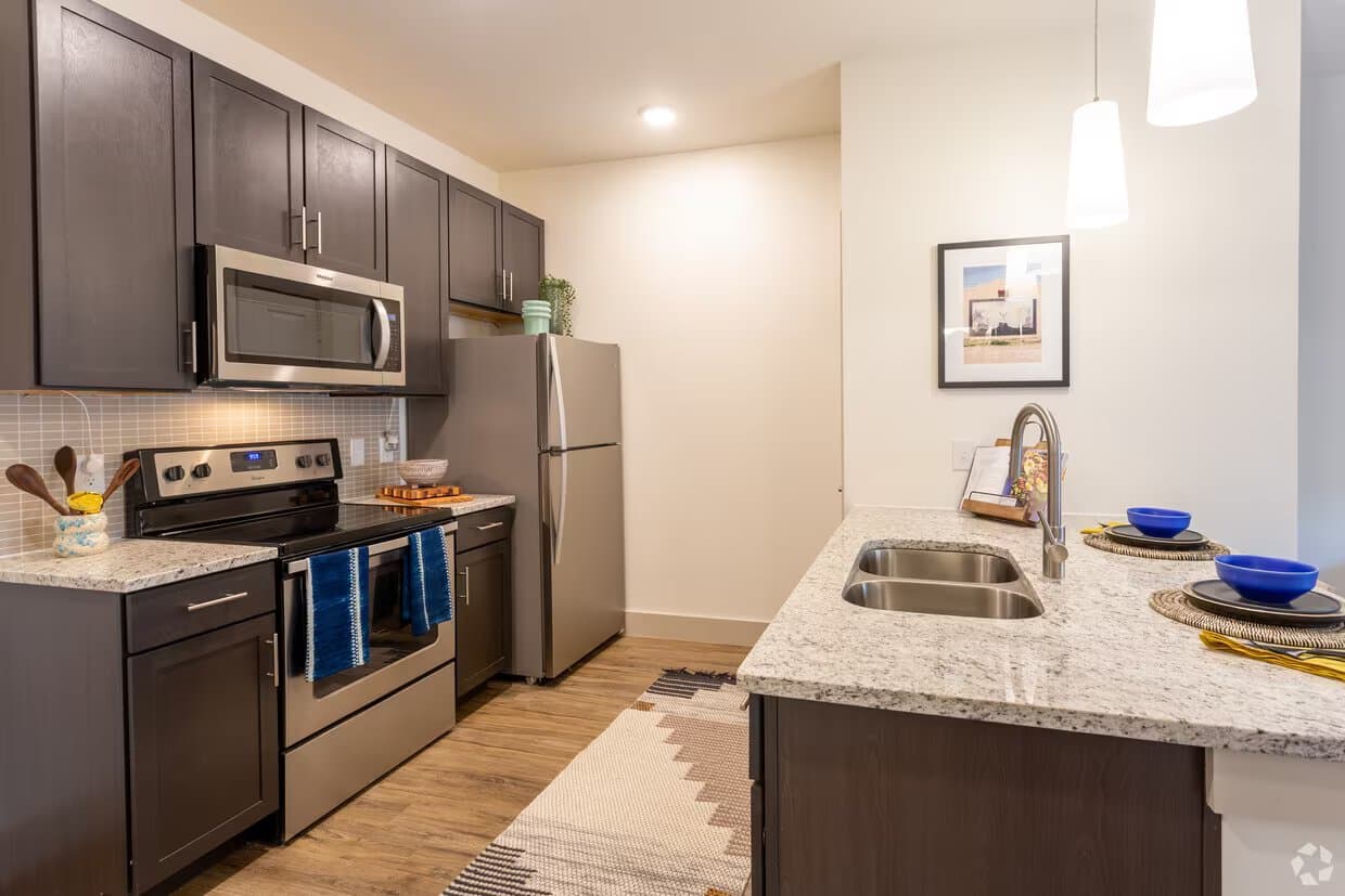 Austin Apartment: 135 Foremost dr