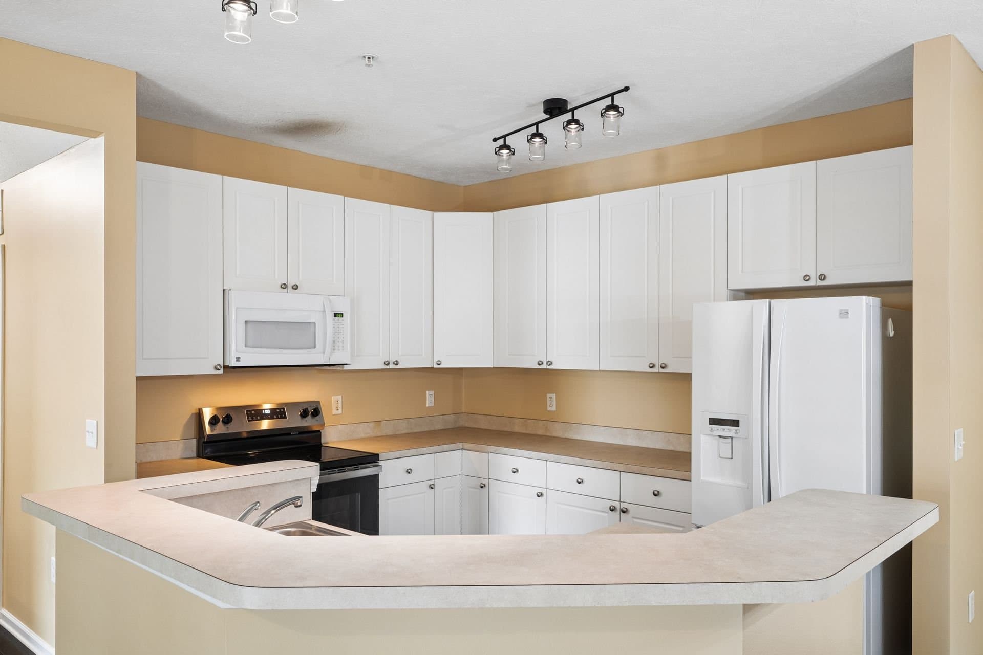 Dublin Condo: 3842 Carberry Dr