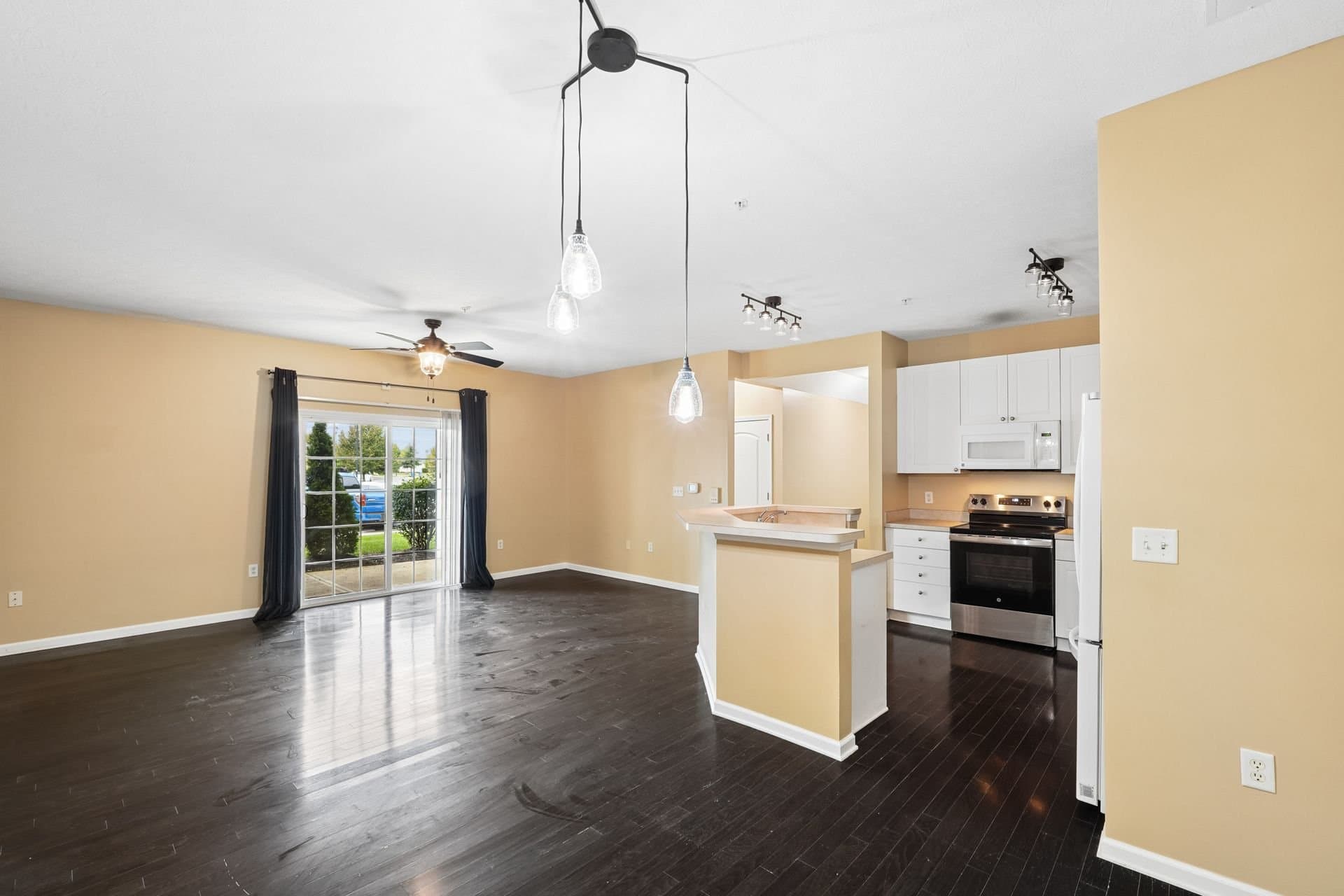 Dublin Condo: 3842 Carberry Dr