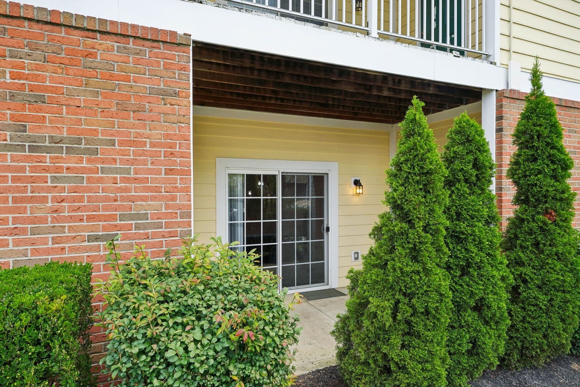 Dublin Condo: 3842 Carberry Dr