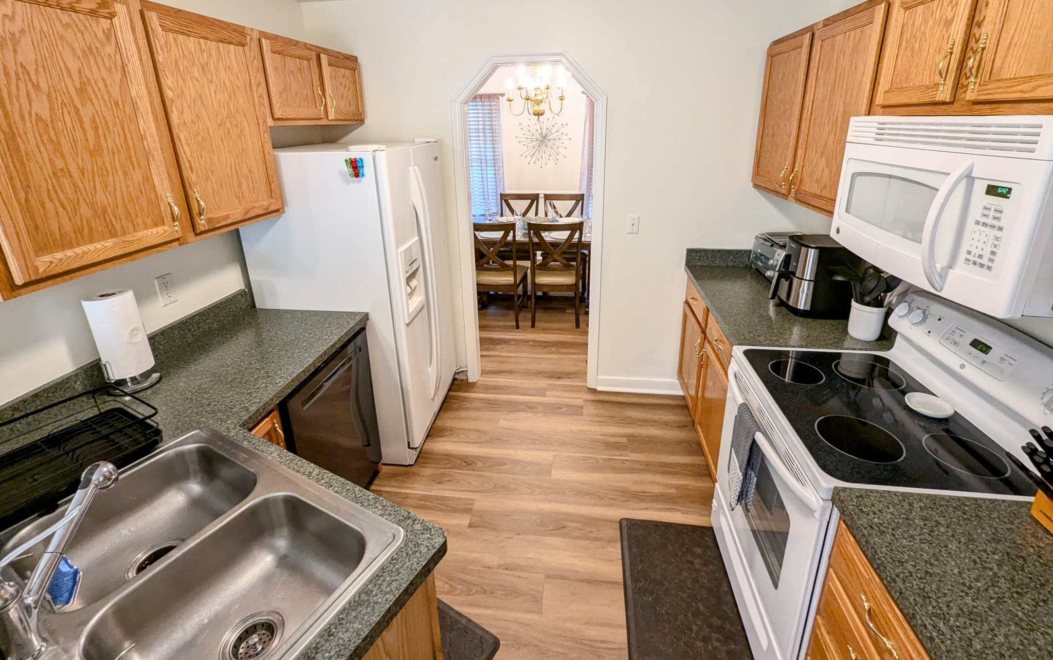 Prince George Single Room: 5412 Takach Rd
