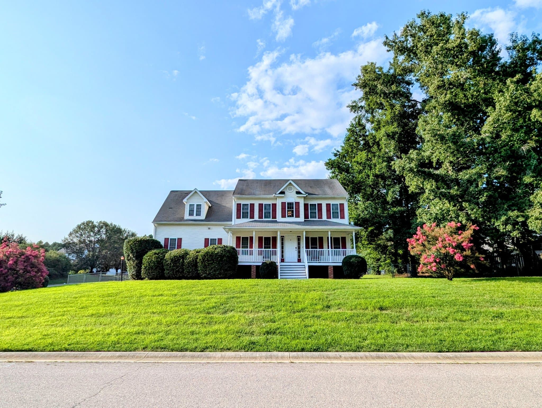 Prince George Single Room: 5412 Takach Rd