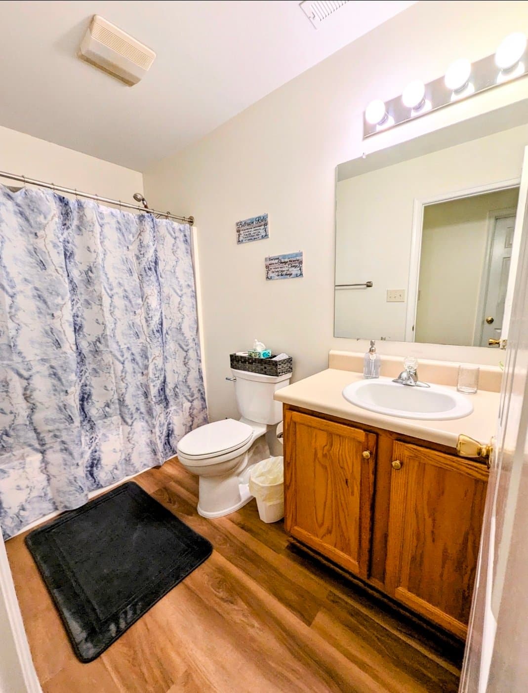 Prince George Single Room: 5412 Takach Rd