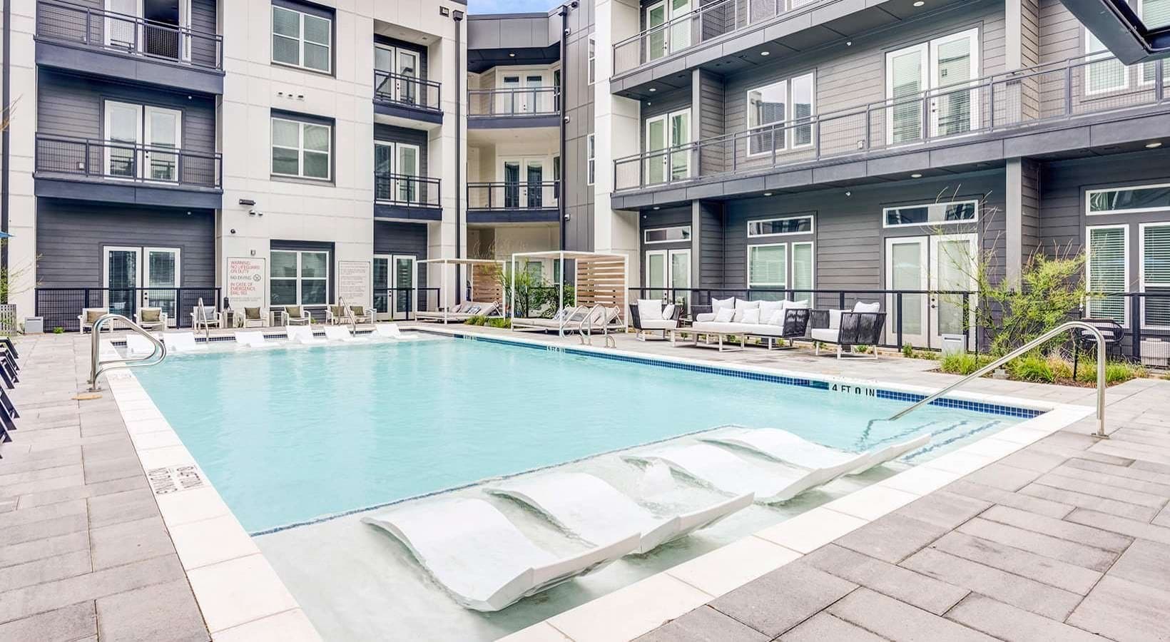 Austin Apartment: 122 Sheraton Ave