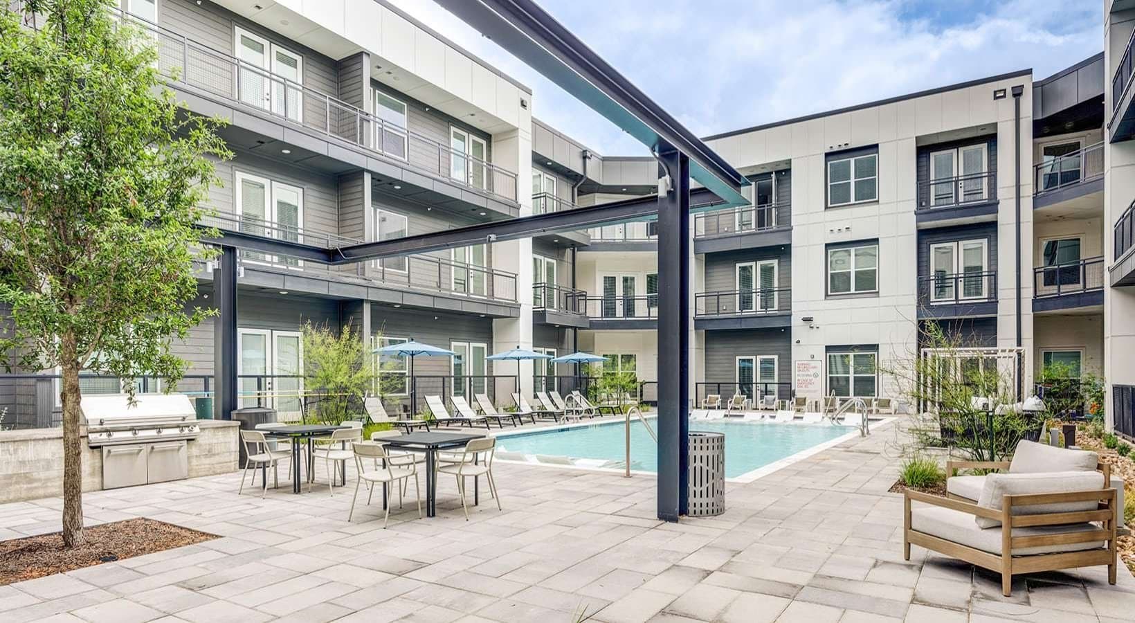 Austin Apartment: 122 Sheraton Ave