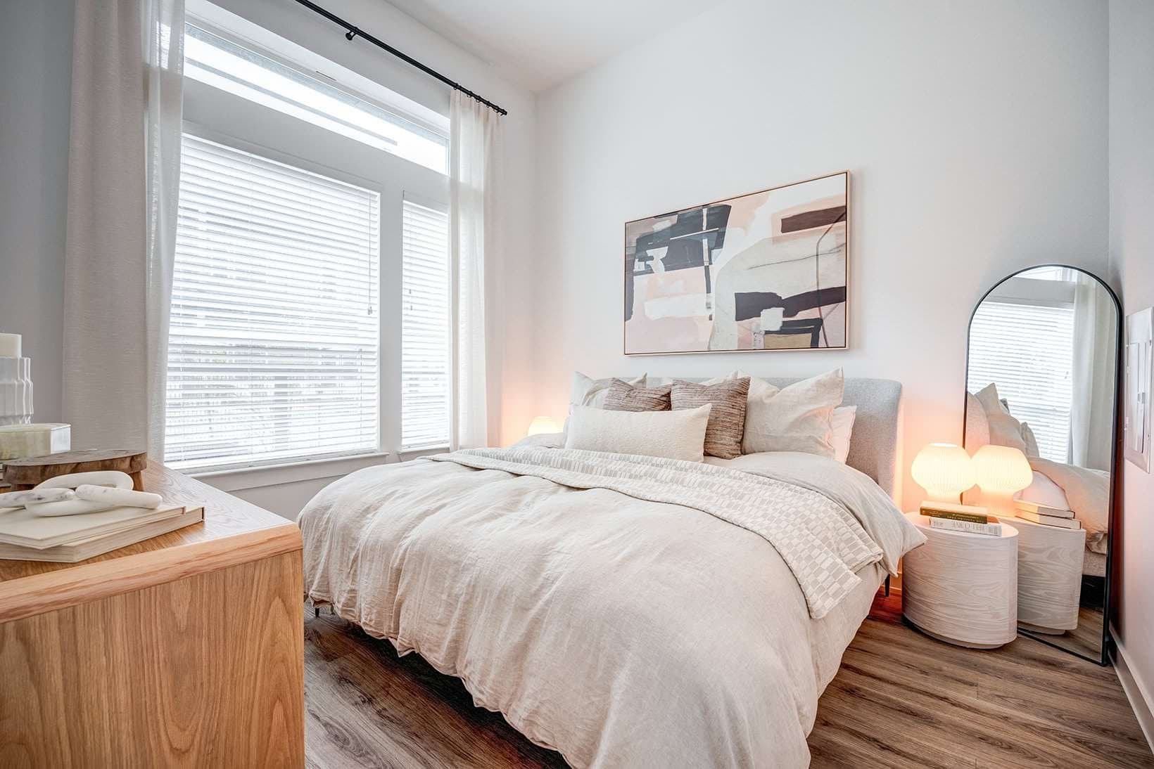 Austin Apartment: 122 Sheraton Ave