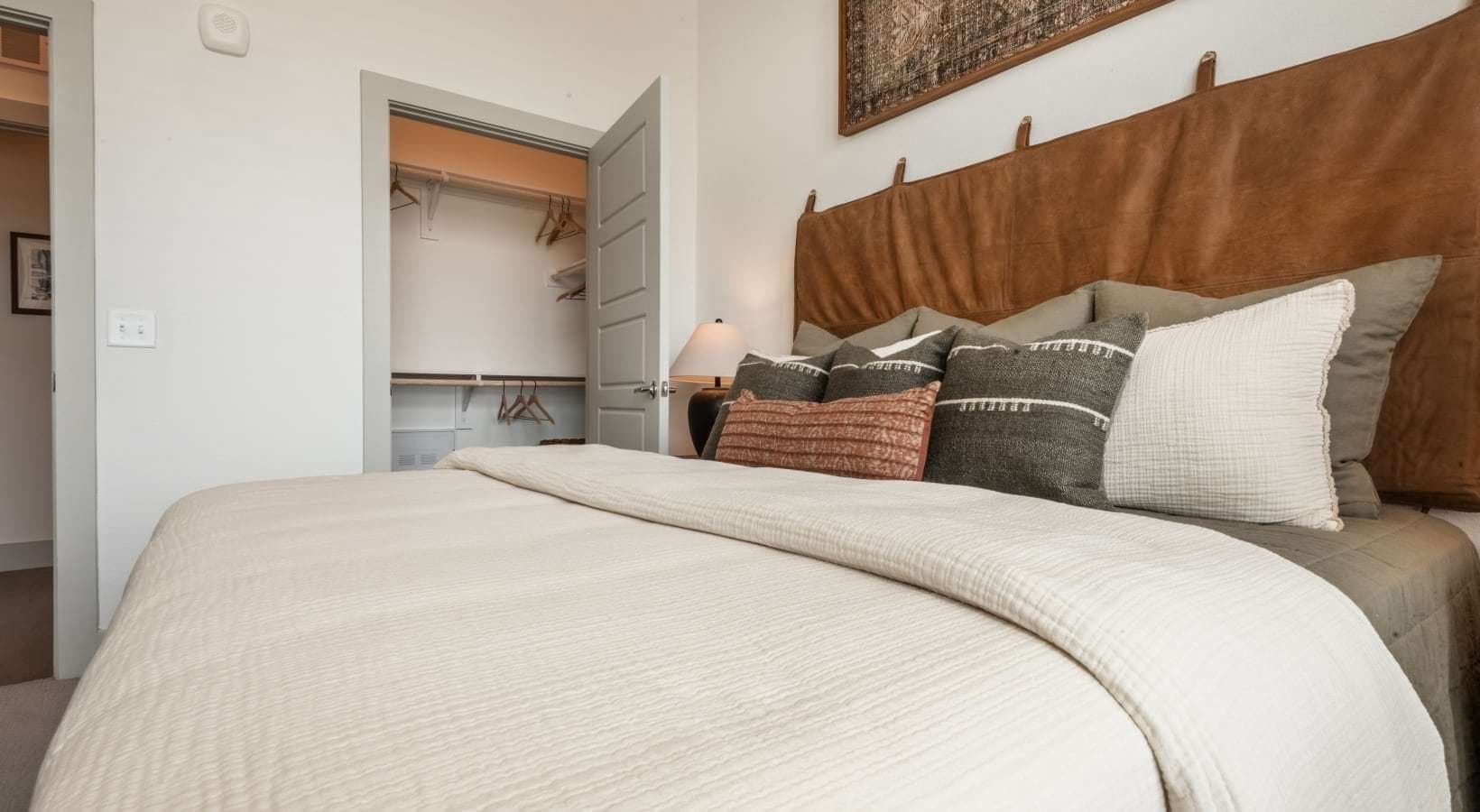 Austin Apartment: 10820 S IH 35