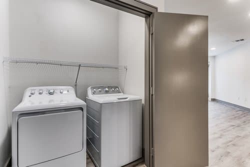 Austin Apartment: 4323 s congress ave