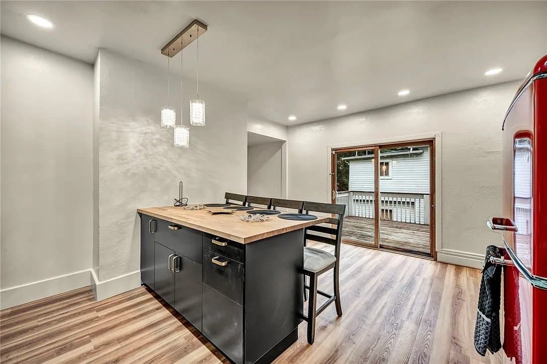 Pittsburgh House: 14 Arnold