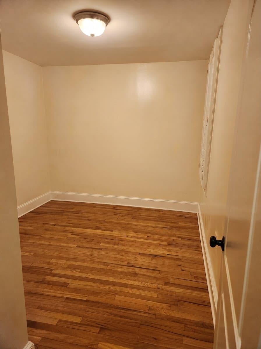 Washington Multiplex: 457 Ridge St NW