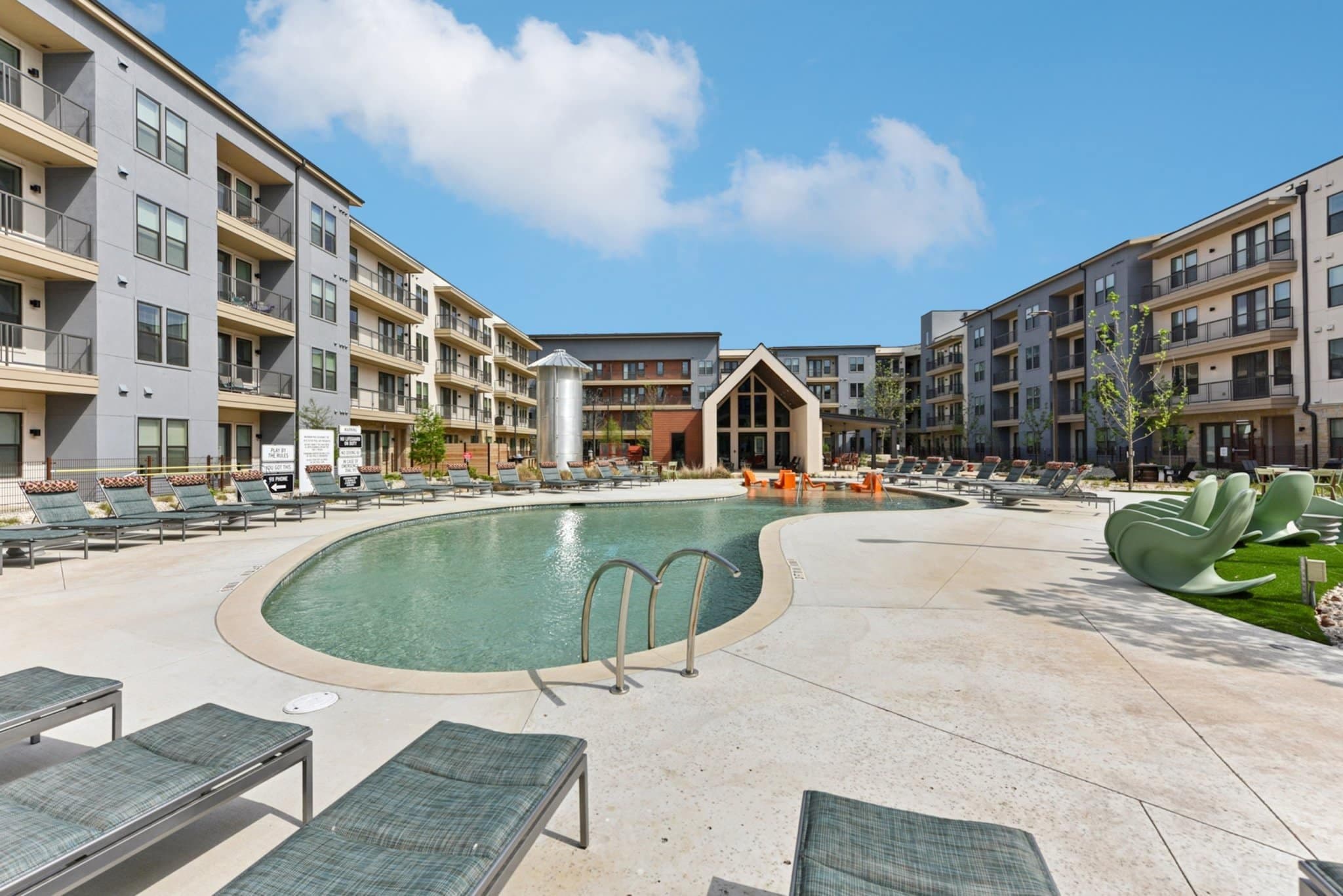 Austin Apartment: 2210 Lynnbrook Dr