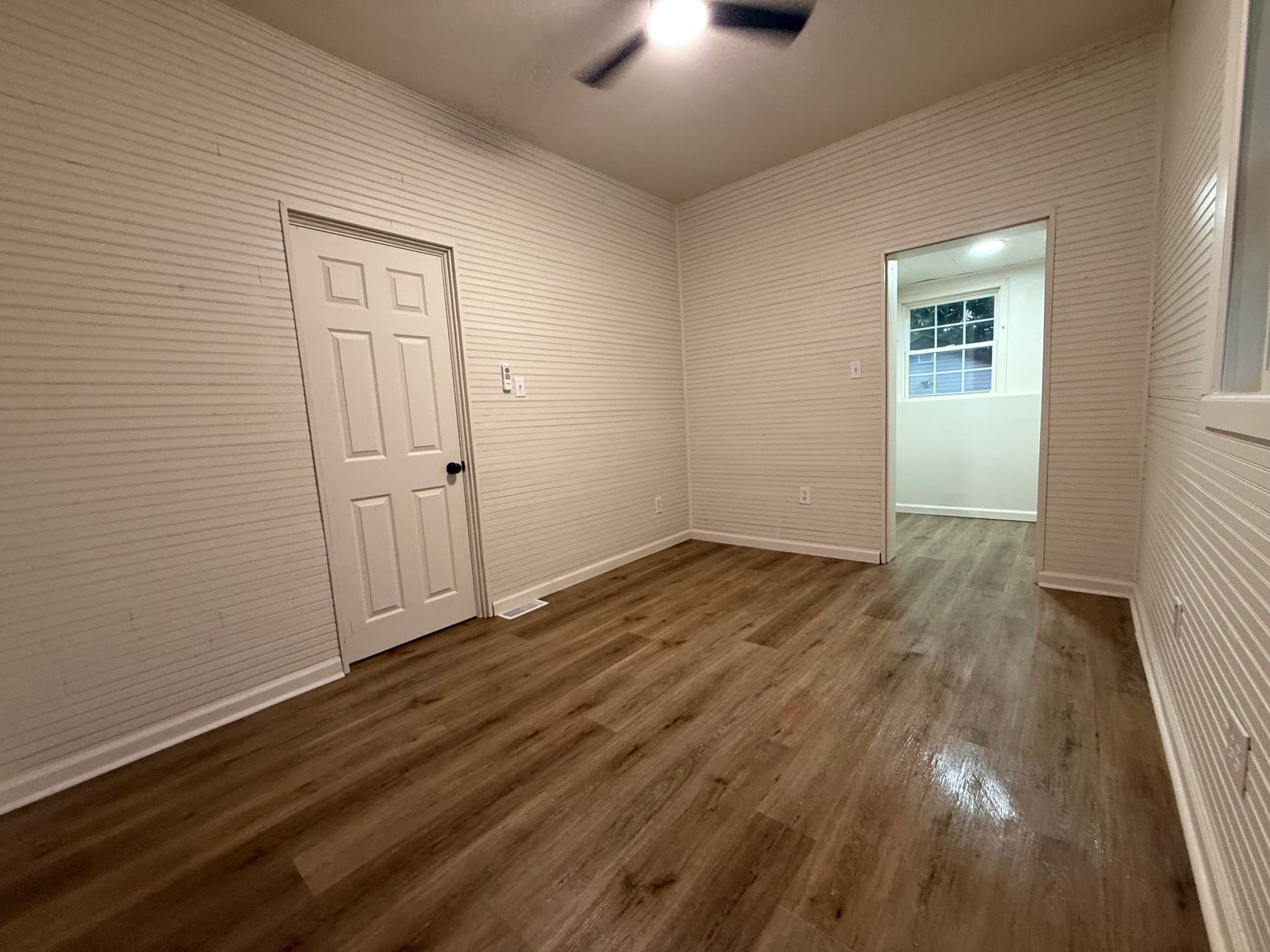 Peoria House: 2328 N Ellis St