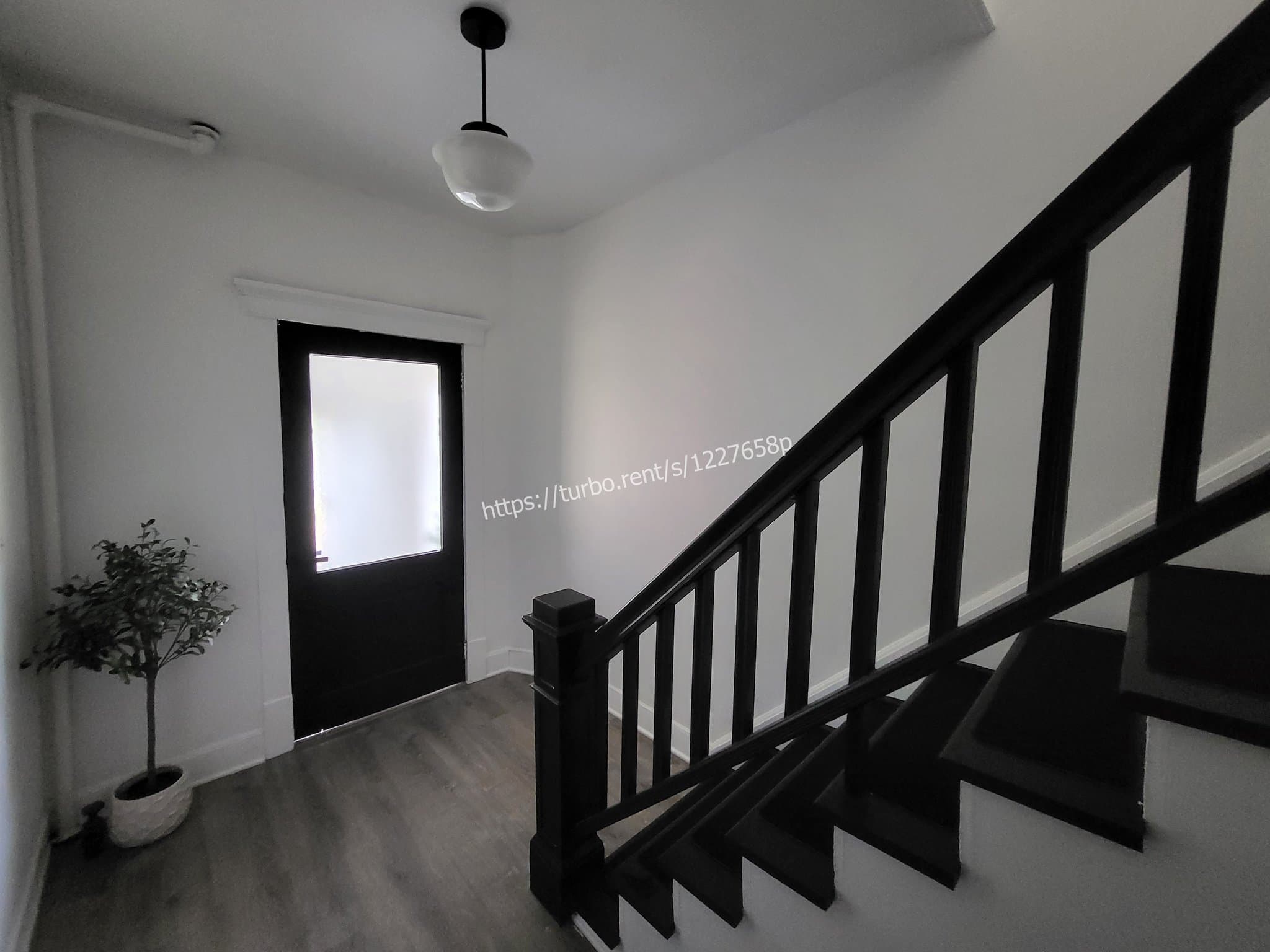 Woodbridge Multiplex: 254 Woodbridge Ave