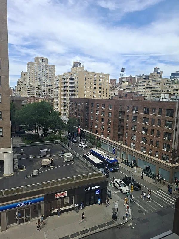 New York Apartment: 1 Astor Place