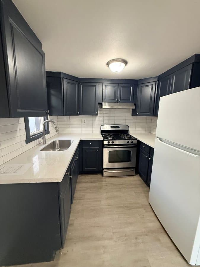 Colton House: 177 W B St