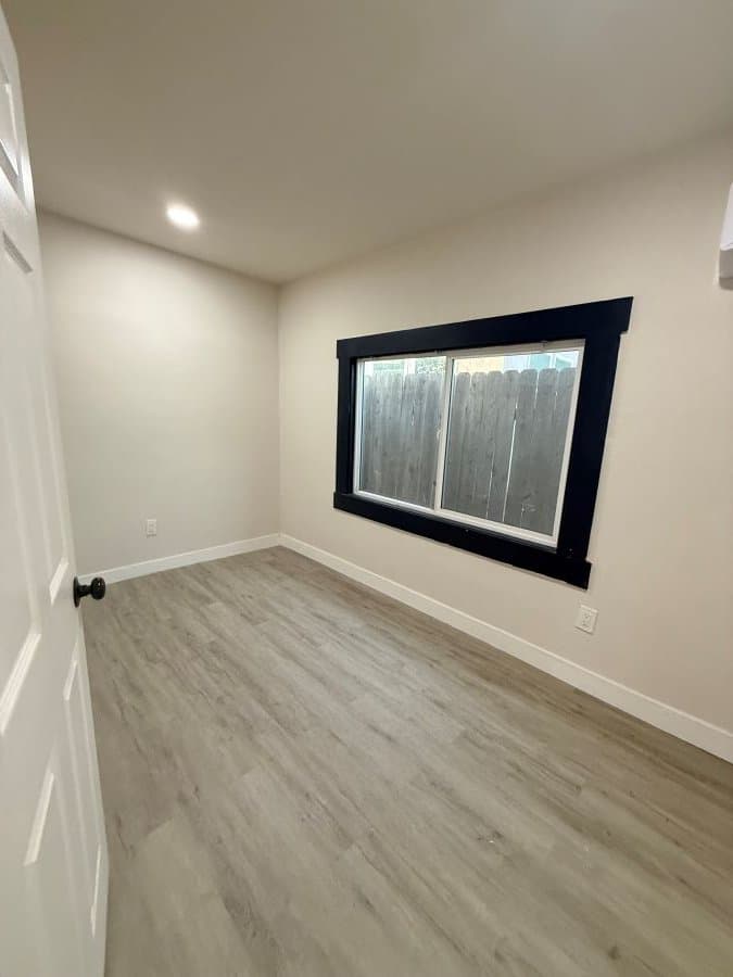 Colton House: 177 W B St
