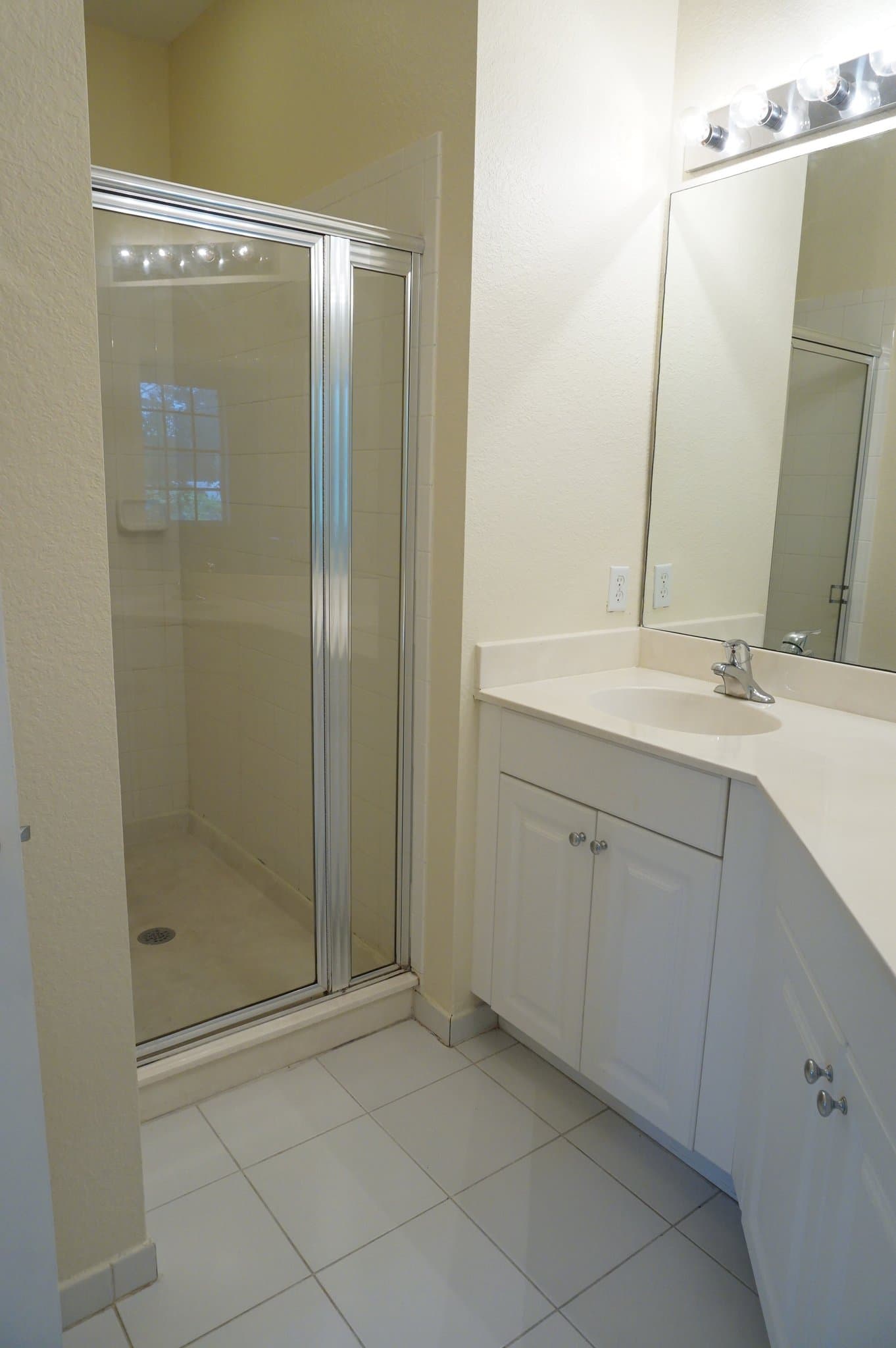 Riviera Beach Condo: 1931 Marsh Harbour Dr
